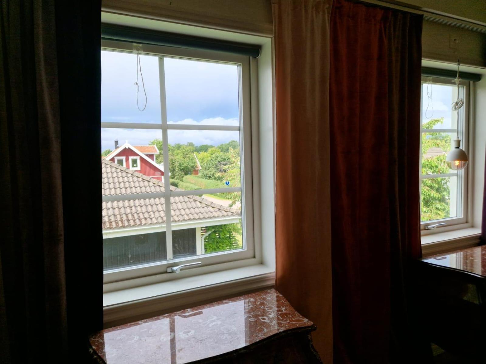 Lila Rummet - Rum Naera Bad Och Centrum, 1 Tr Upp - Saengklaeder & Handdukar Ingar Färjestaden Esterno foto
